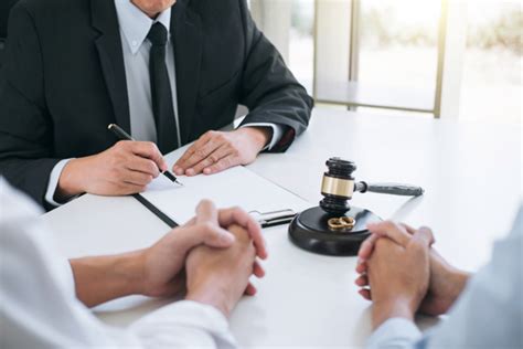 divorce lawyers in ct free consultation|Connecticut Divorce Lawyers